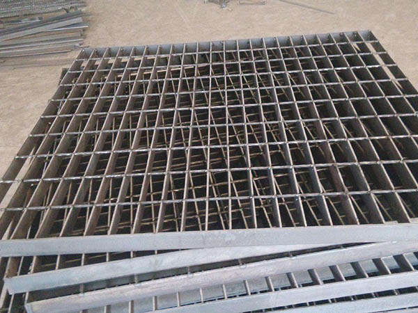 熱鍍鋅鋼格板 熱鍍鋅鋼格板